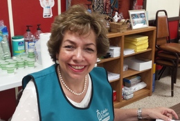 Volunteer Alma Revesz