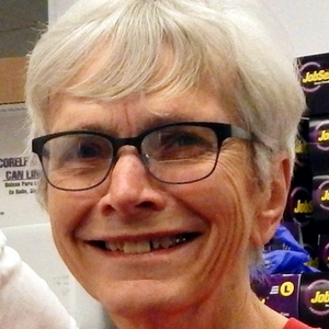Volunteer Joan Hilton