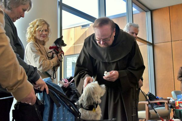 friar dog and owners